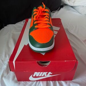 Miami dunks